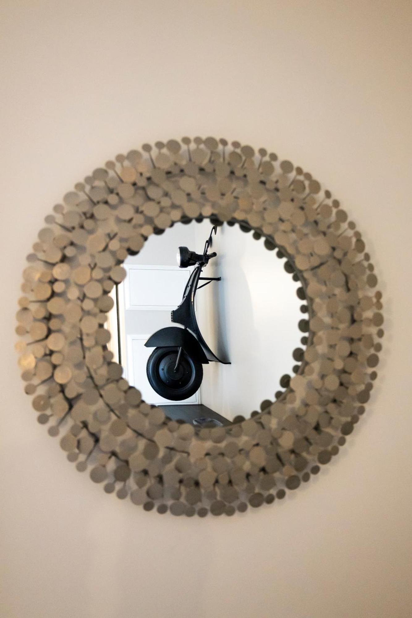 Charmant Studio En Residence Avec Parking 布西圣乔治 外观 照片