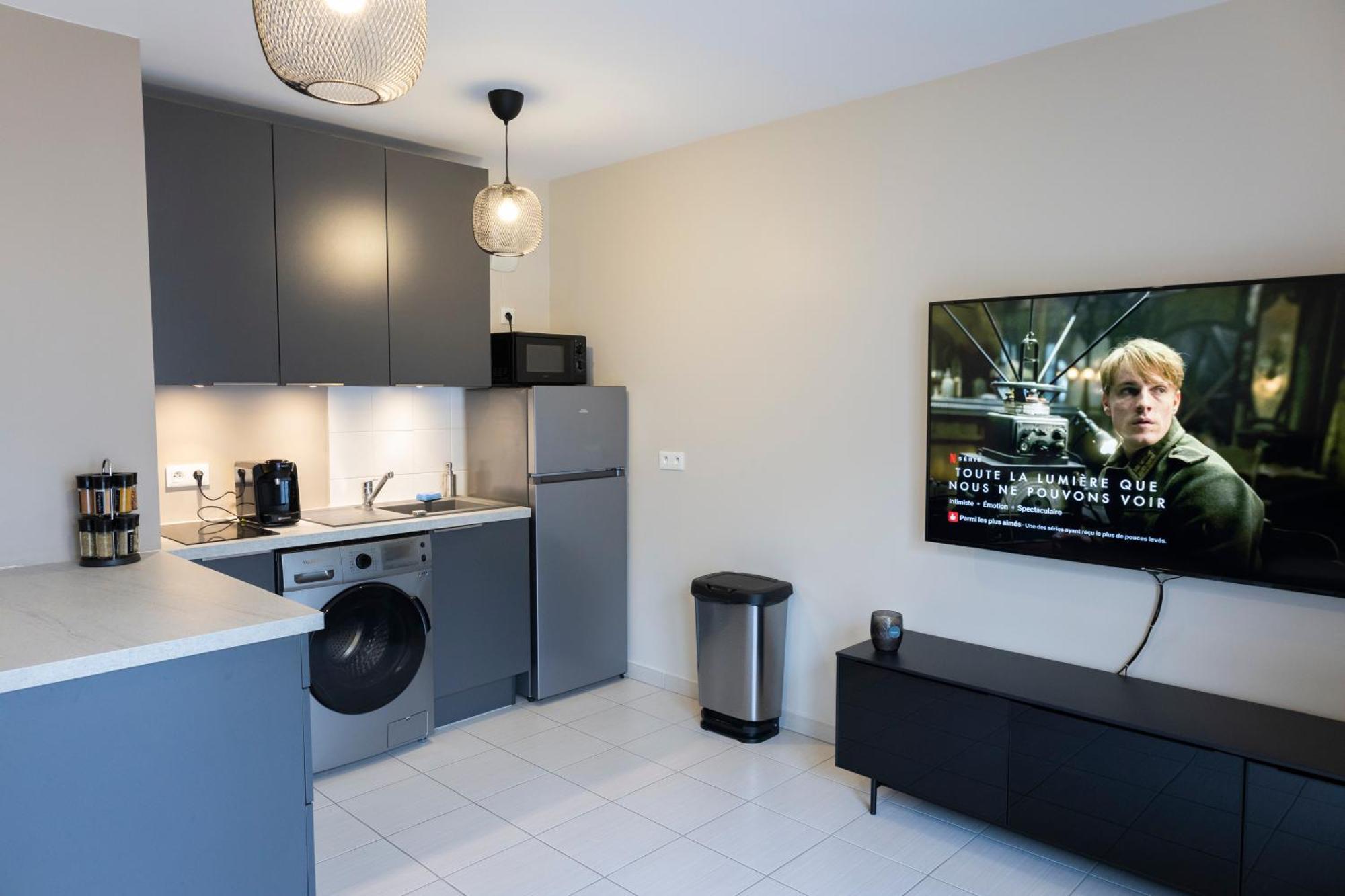 Charmant Studio En Residence Avec Parking 布西圣乔治 外观 照片