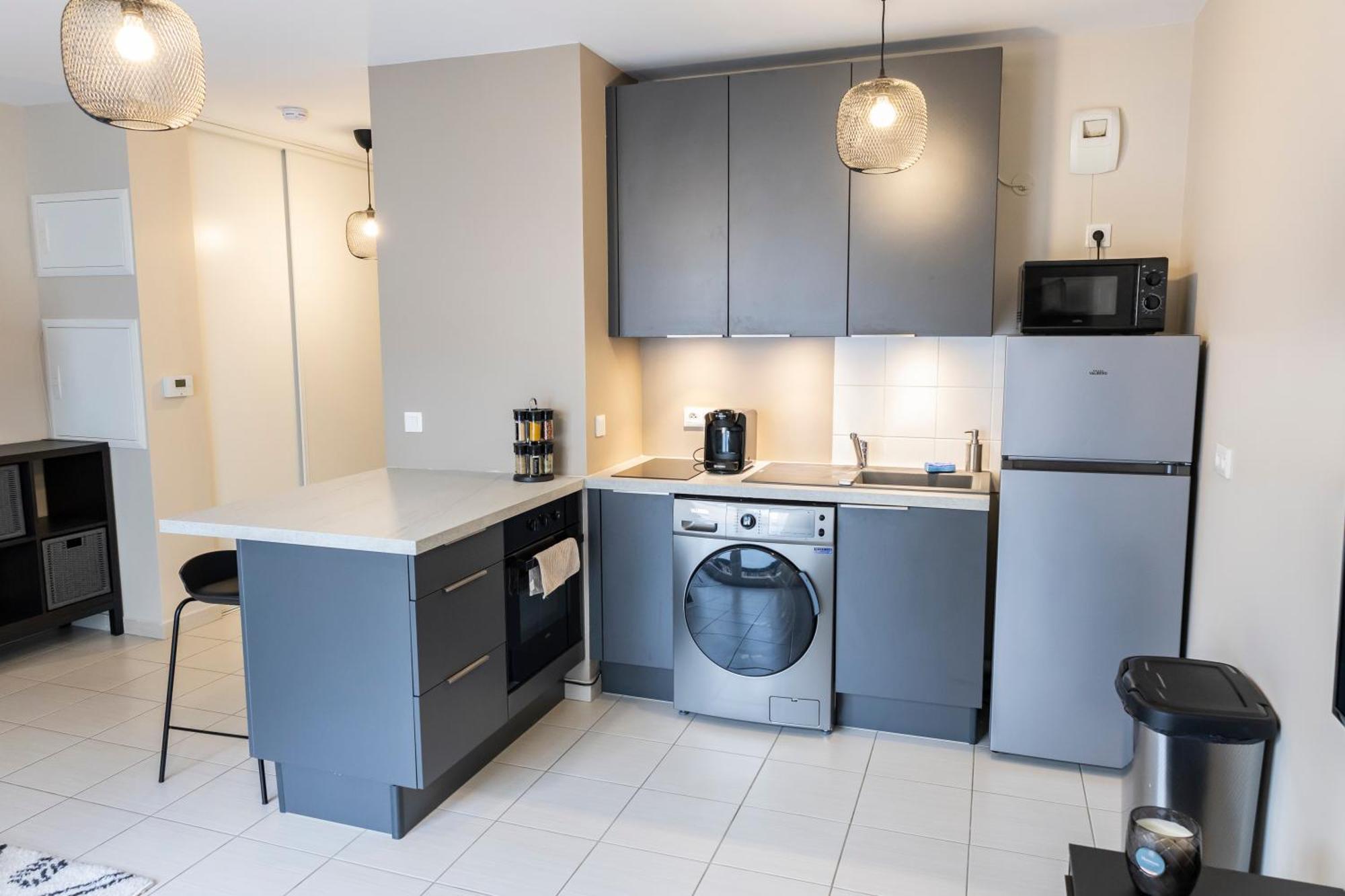 Charmant Studio En Residence Avec Parking 布西圣乔治 外观 照片